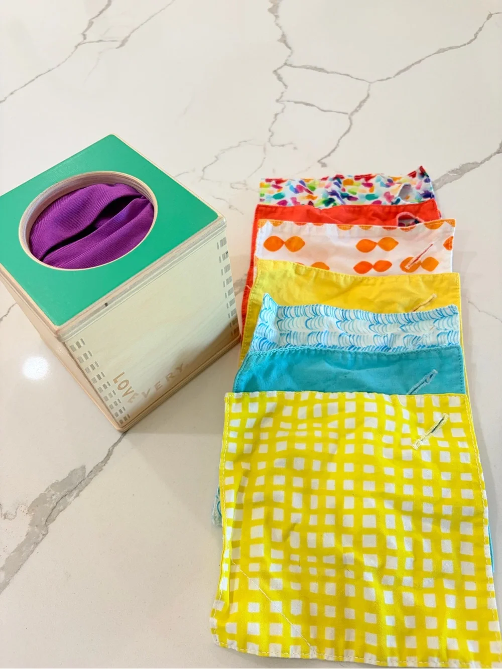 Lovevery Tissue Box Complete Baby Sensory Play 5-6+ mo